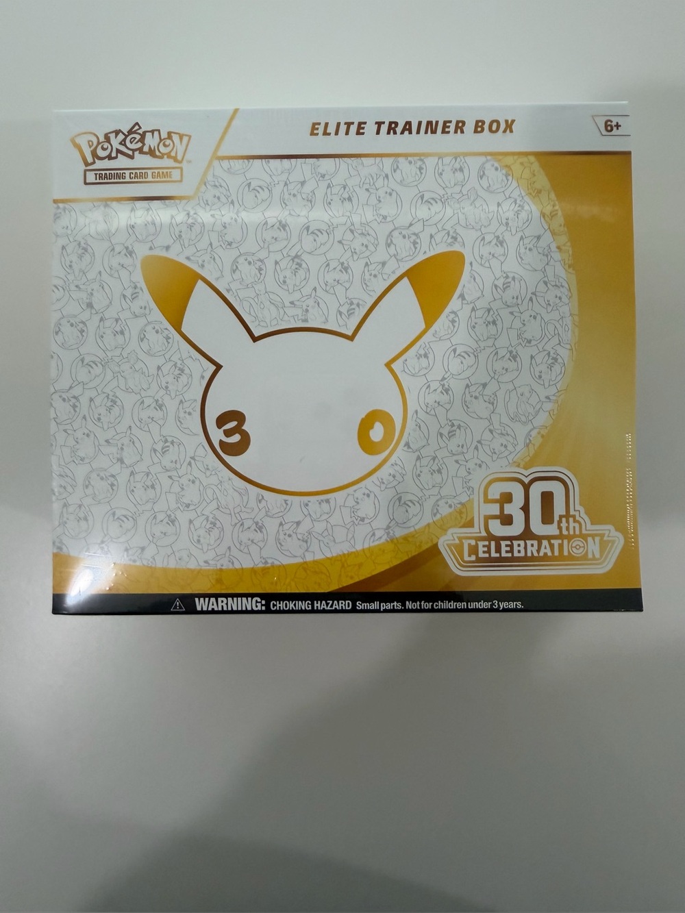 30th Celebration Pokémon ETB